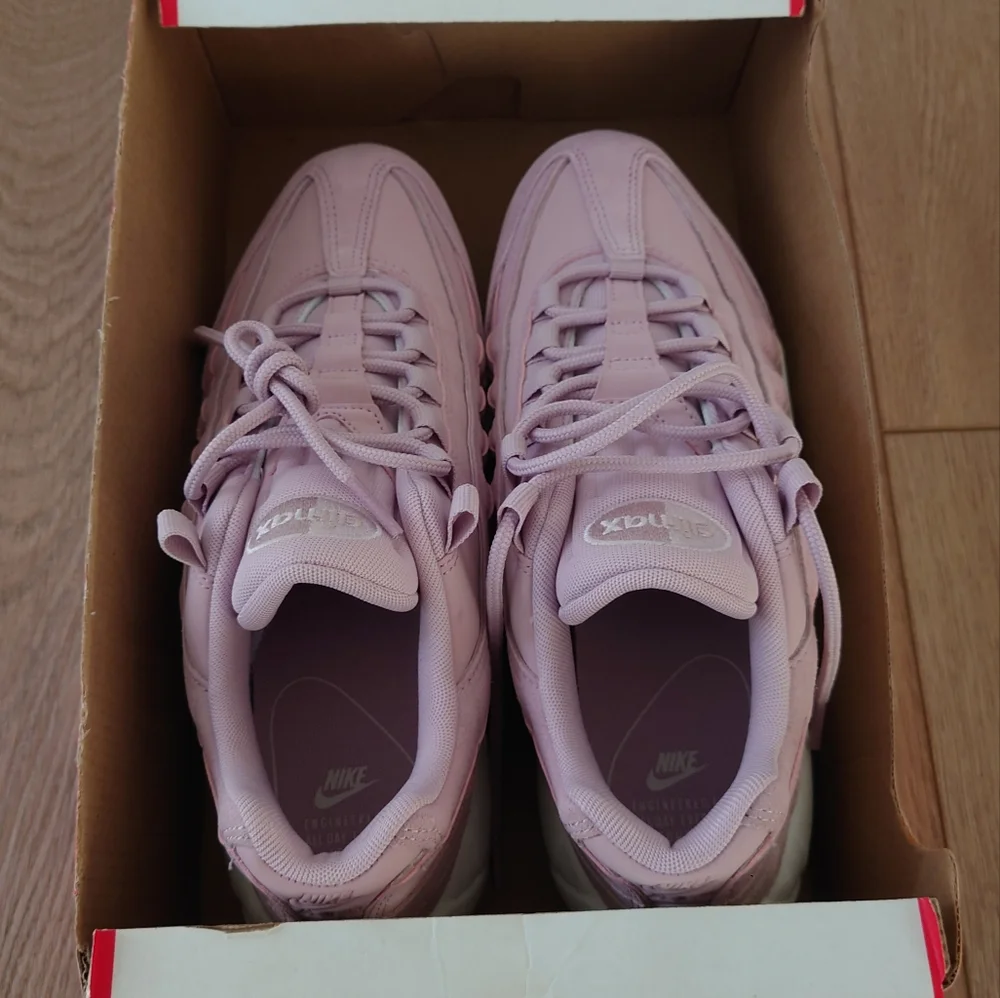 Nike Air Max 95 Women's Size 8.5 - Picture 6 of 7